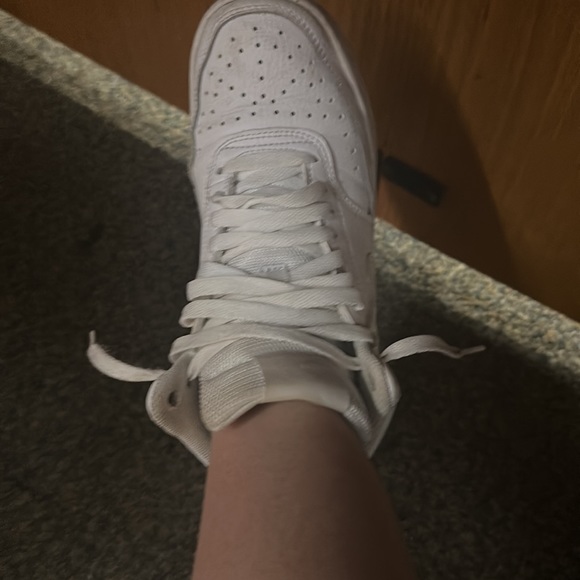 Dunks - Picture 4 of 4